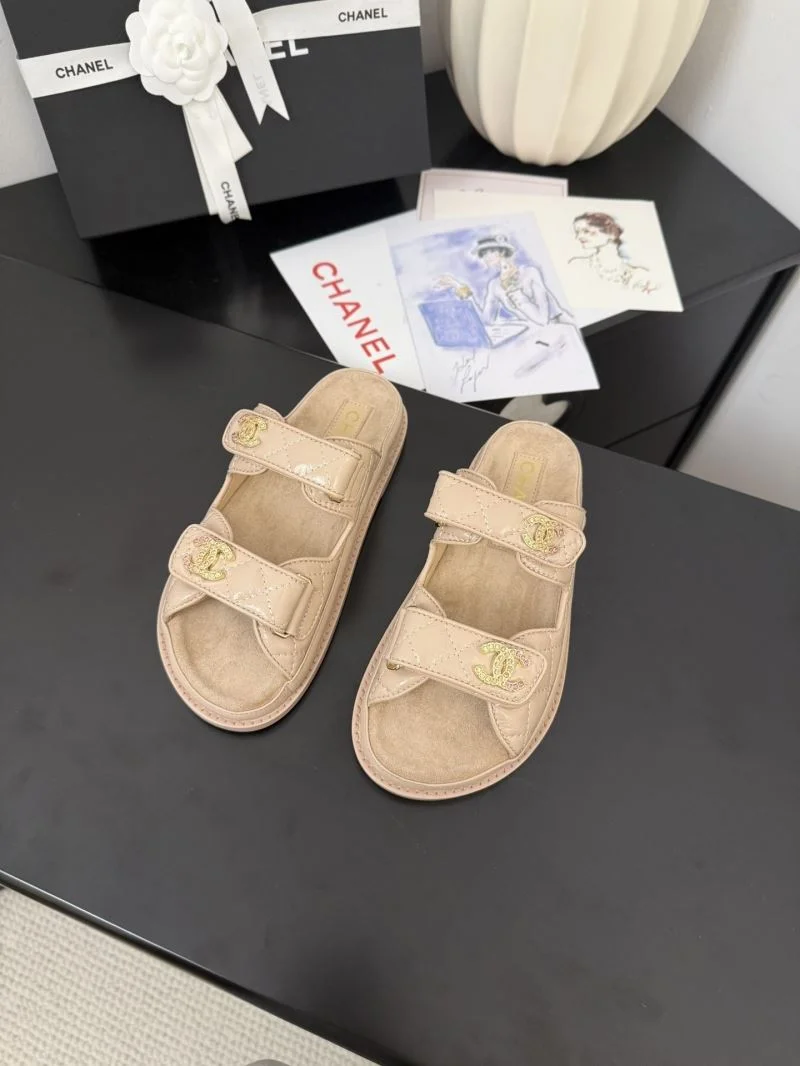 Chanel Slippers Durable 18614