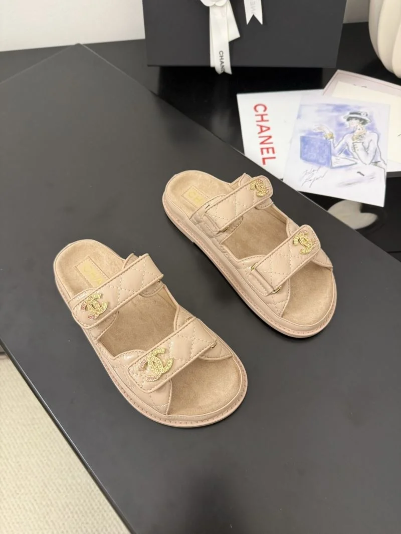 Chanel Slippers Durable 18614