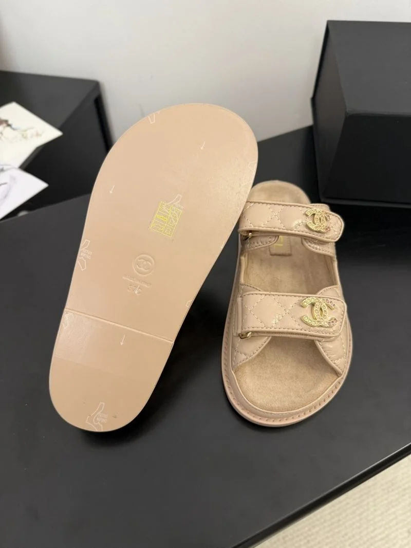 Chanel Slippers Durable 18614
