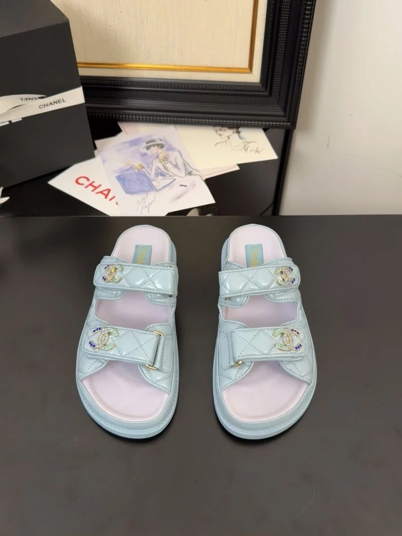 Supportive Chanel Slippers 18613