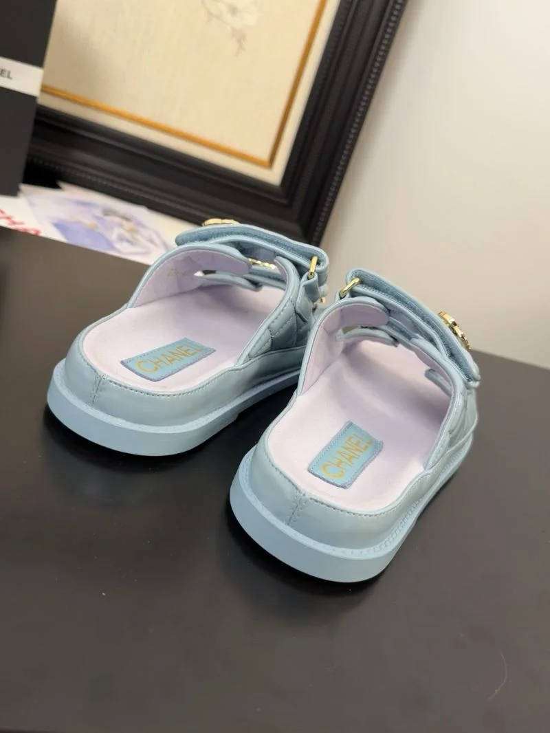 Supportive Chanel Slippers 18613
