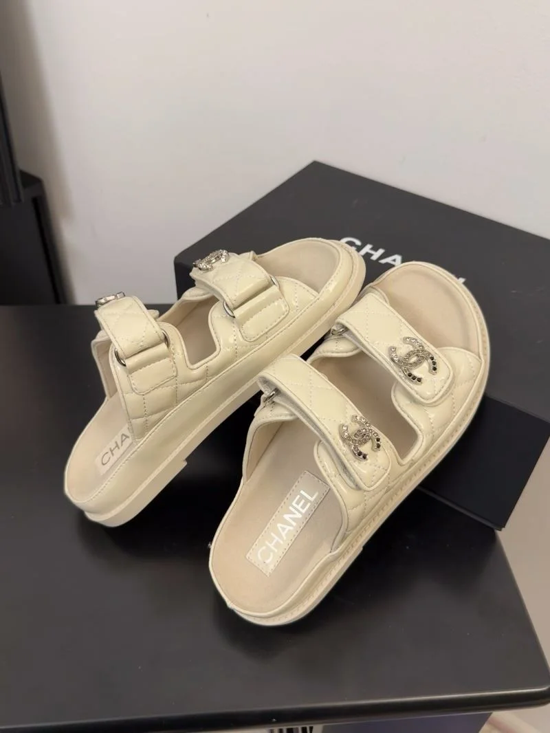 Chanel Slippers EasyCare 18610