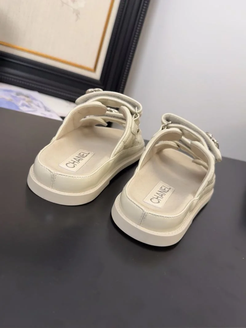 Chanel Slippers EasyCare 18610