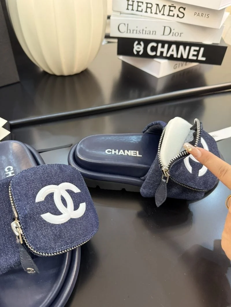 Chanel Slippers Stretchable 18605