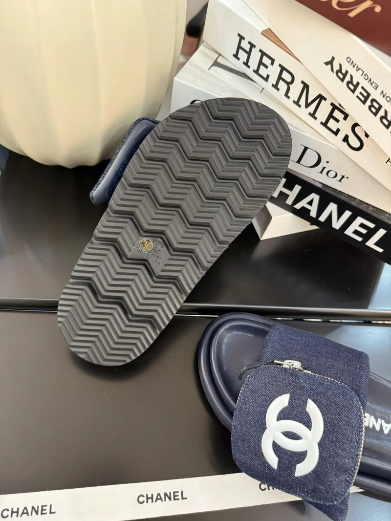 Chanel Slippers Stretchable 18605
