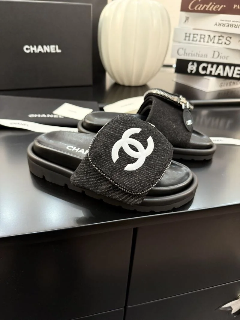 Chanel Slippers TechFriendly 18612