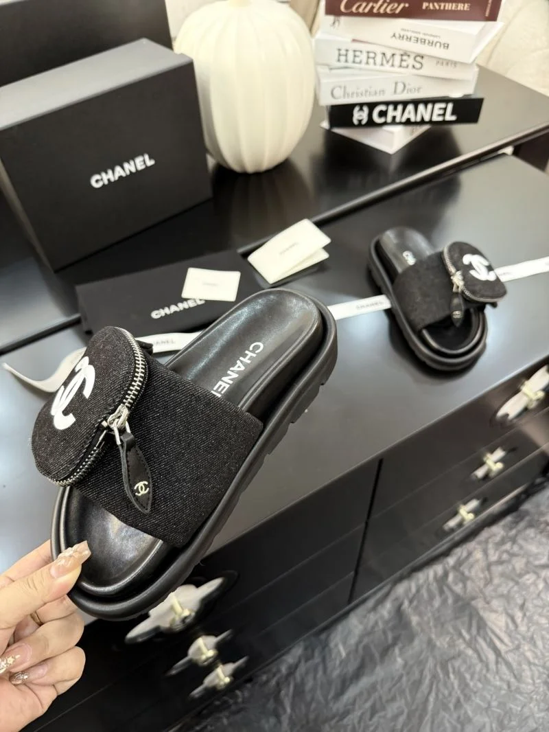 Chanel Slippers TechFriendly 18612