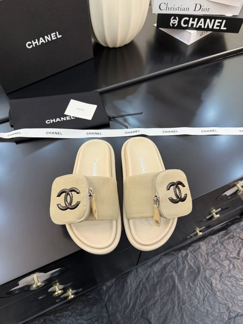 ComfortFit Chanel Slippers 18609