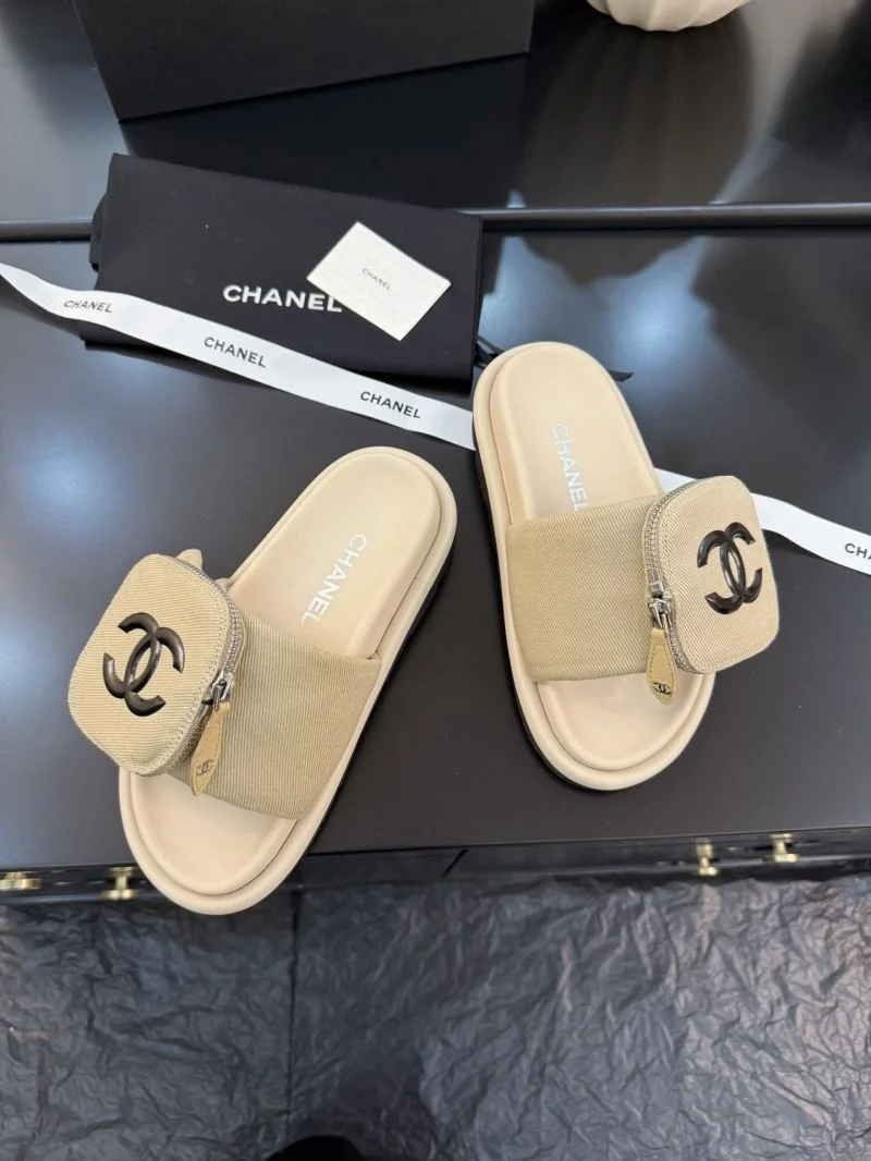 ComfortFit Chanel Slippers 18609