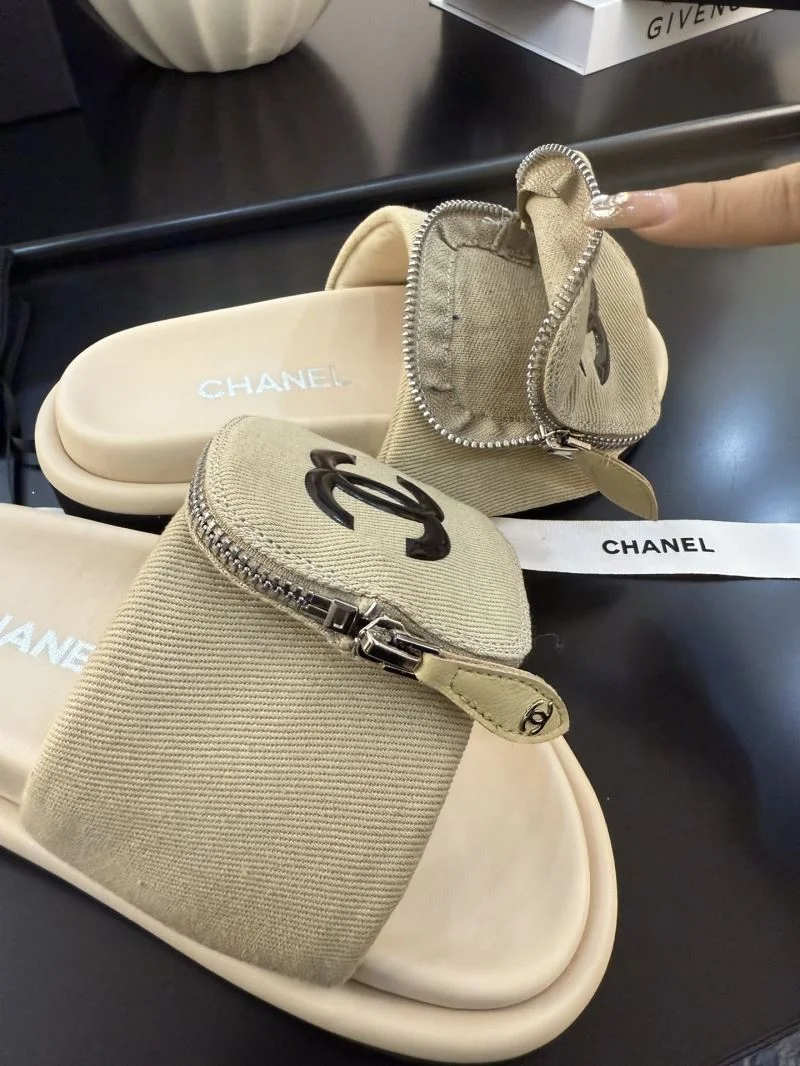 ComfortFit Chanel Slippers 18609