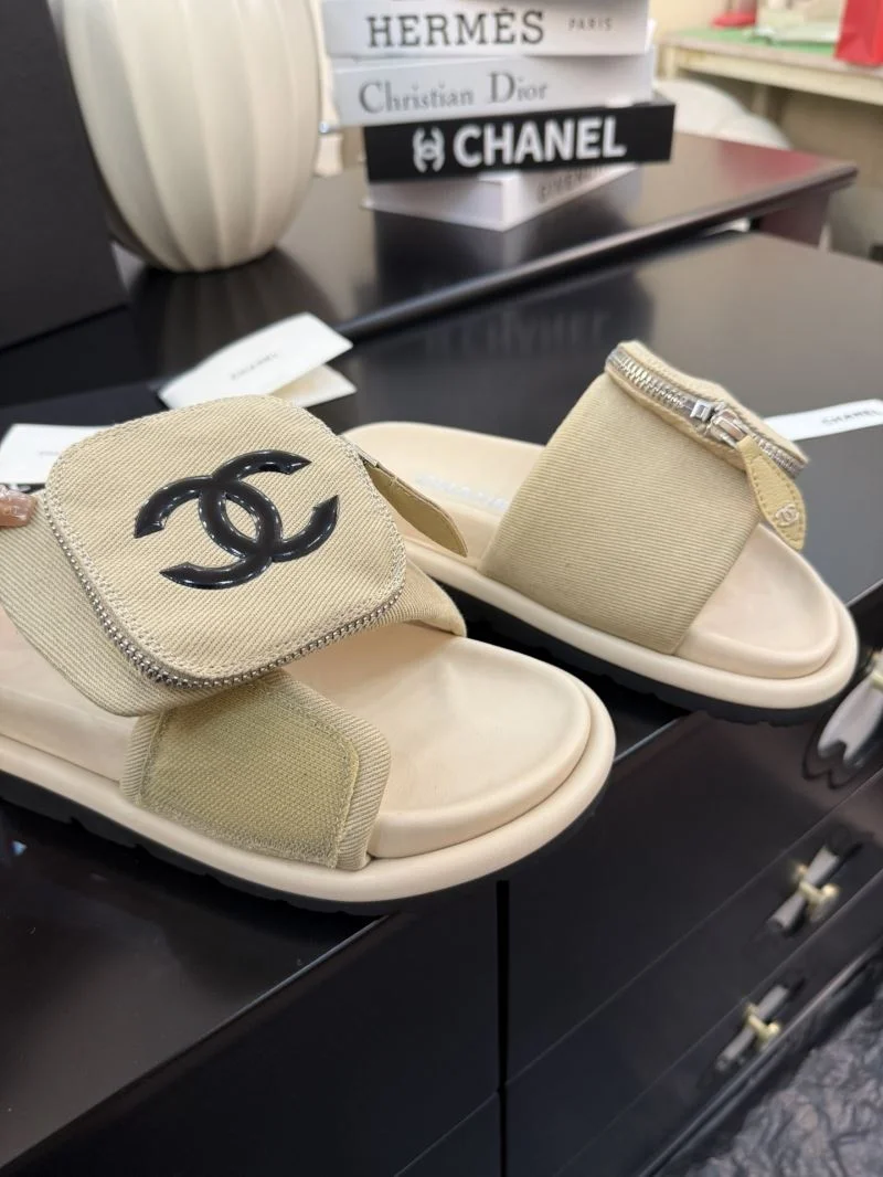 ComfortFit Chanel Slippers 18609