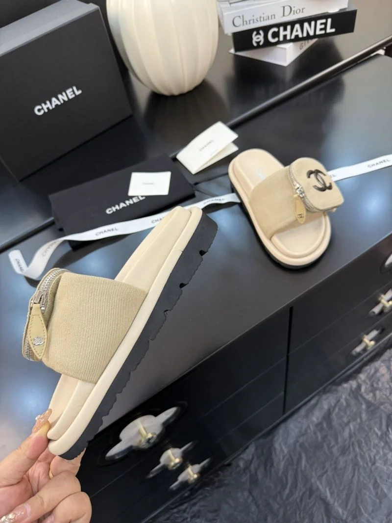 ComfortFit Chanel Slippers 18609