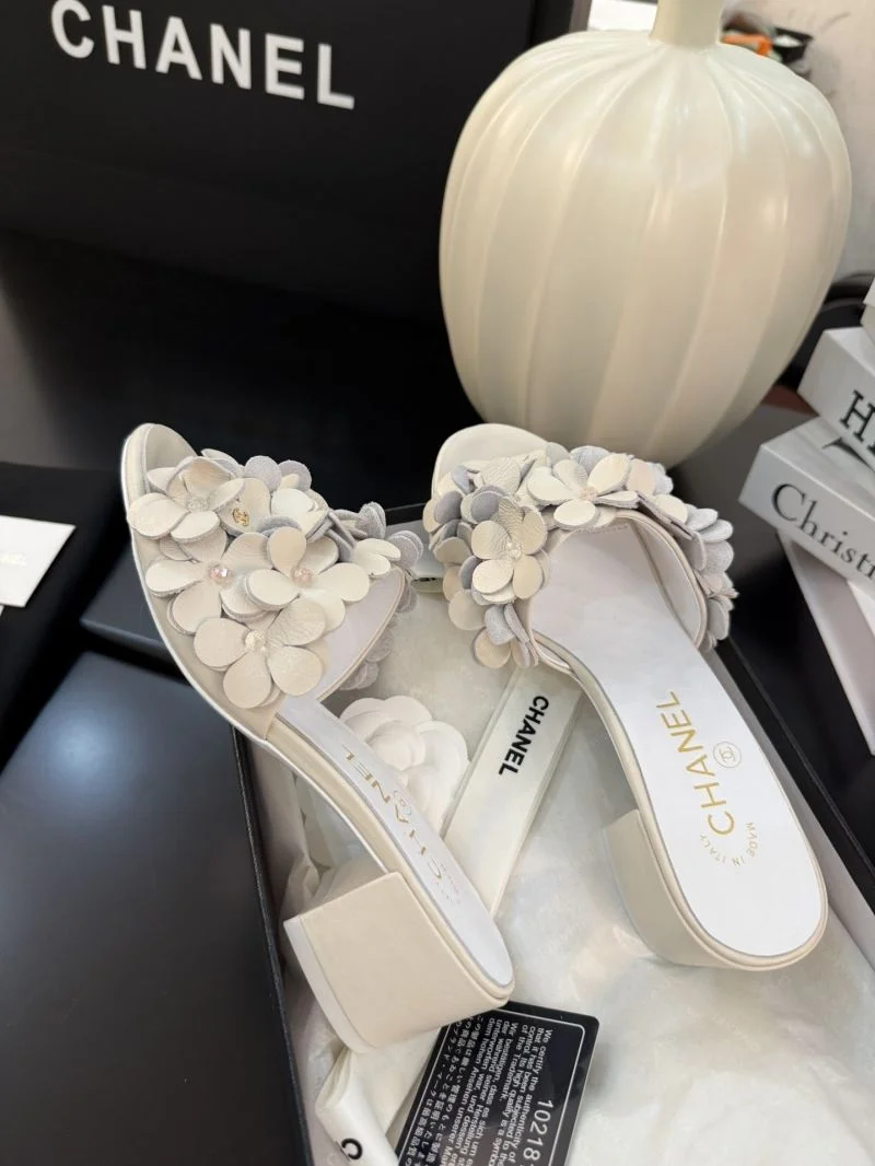 Chanel Slippers ZipUp 18606