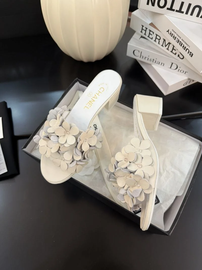 Chanel Slippers ZipUp 18606