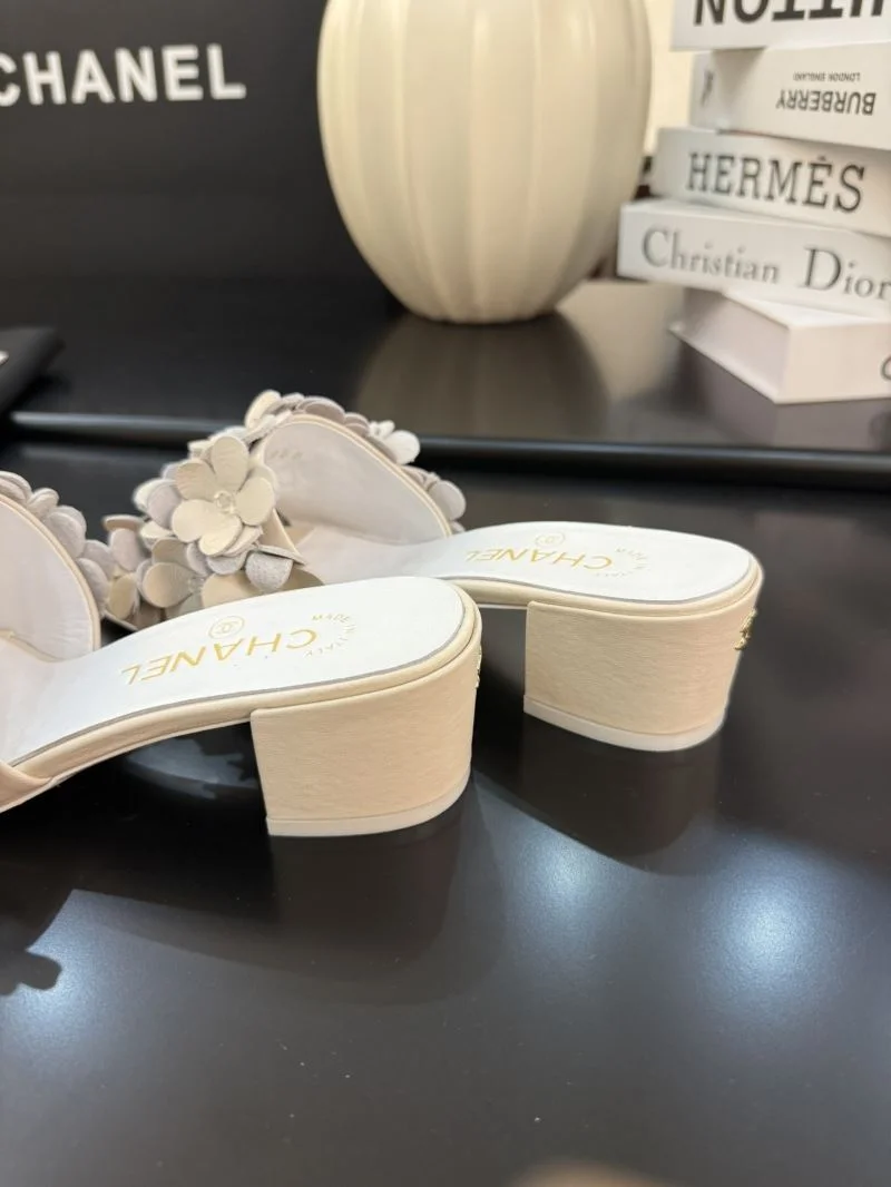 Chanel Slippers ZipUp 18606