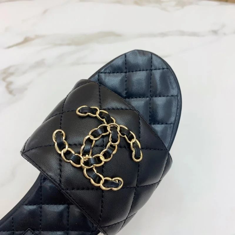 Chanel Slippers Chic 18647