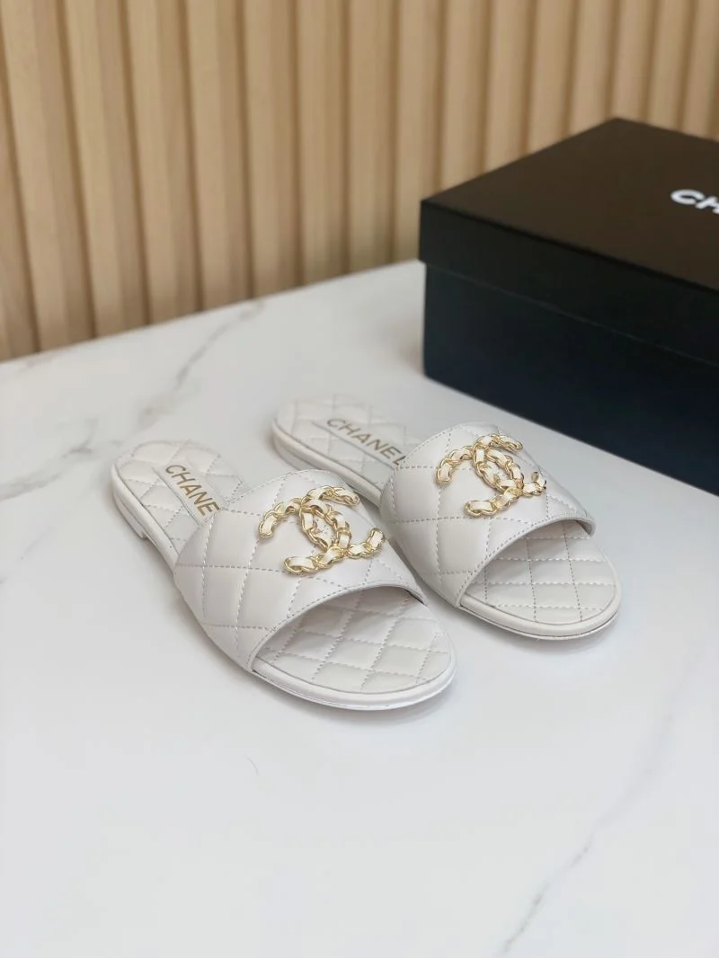Chanel Slippers Refined 18602