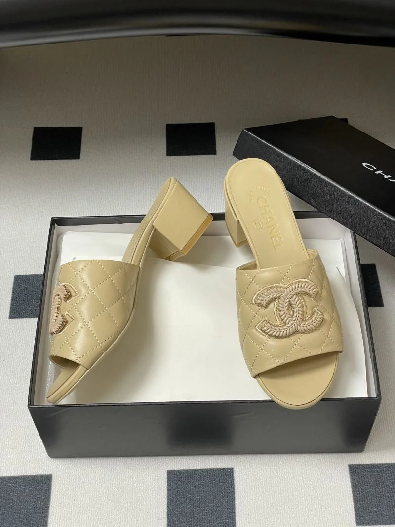 Sporty Chanel Slippers 18577