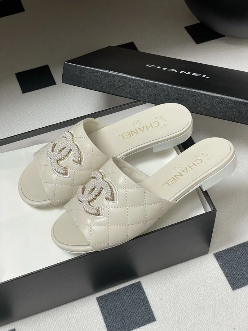 Chanel Slippers OnTrend 18586
