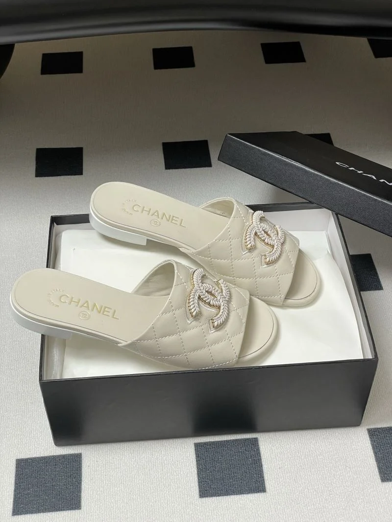 Chanel Slippers OnTrend 18586