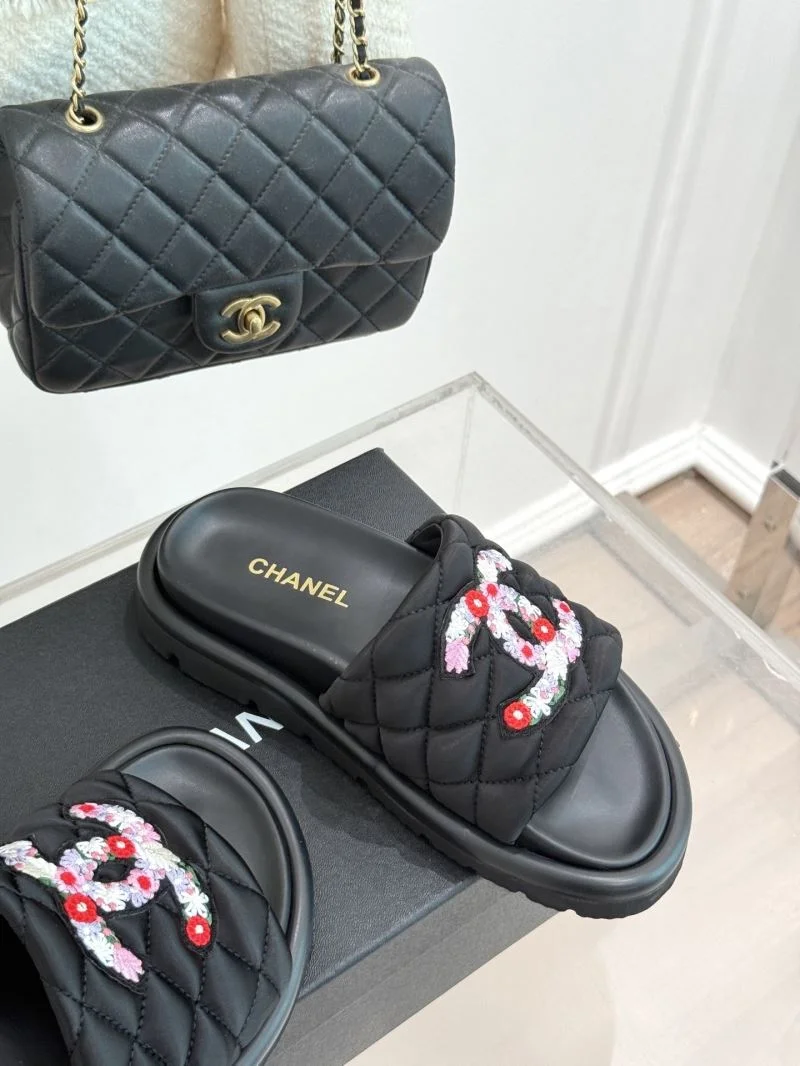 Chanel Slippers Cozy 18578
