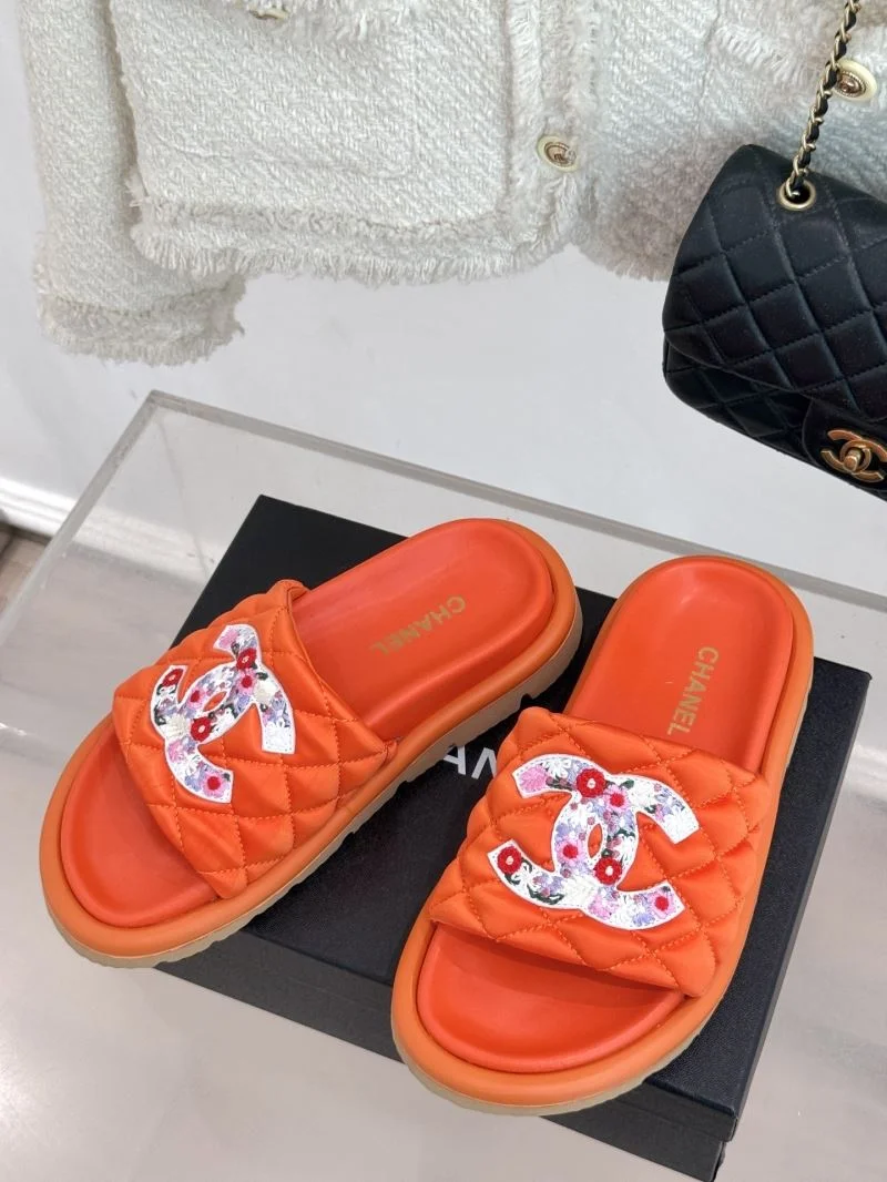 Durable Chanel Slippers 18567