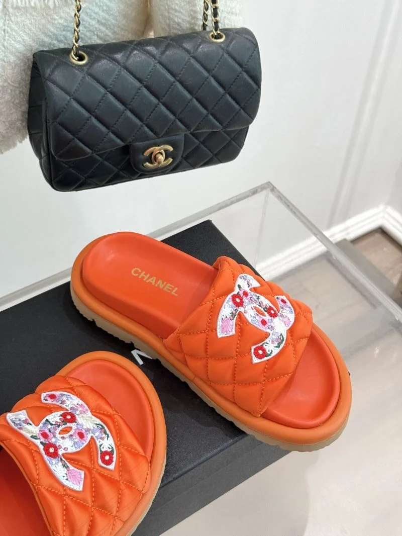 Durable Chanel Slippers 18567
