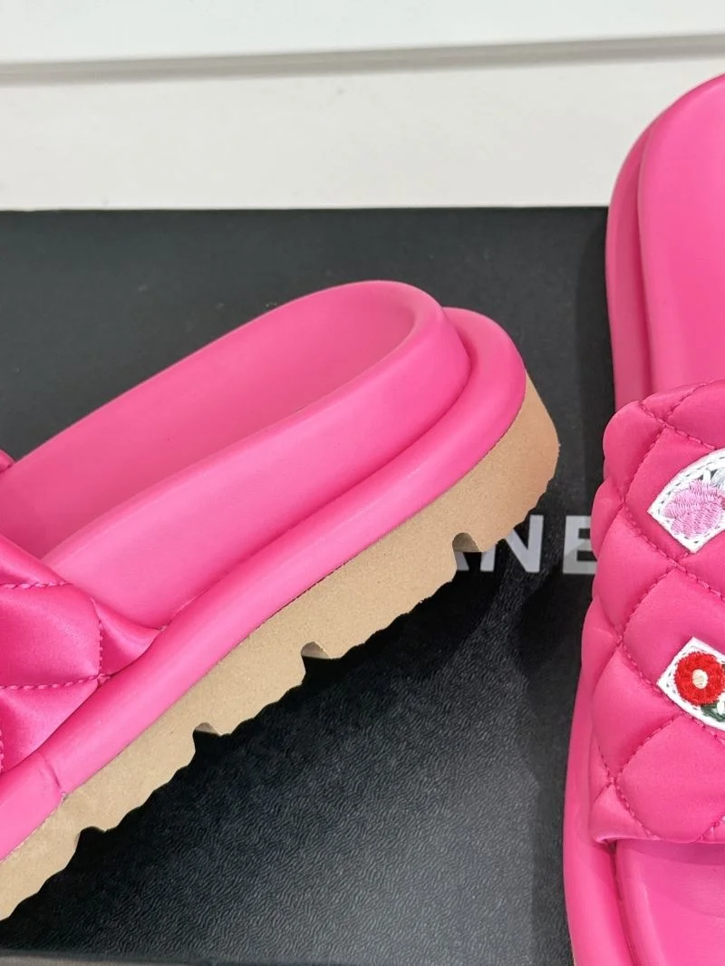 Chanel Slippers FastDry 18569