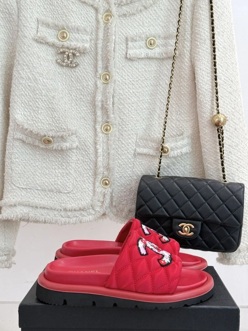 Unisex Chanel Slippers 18566