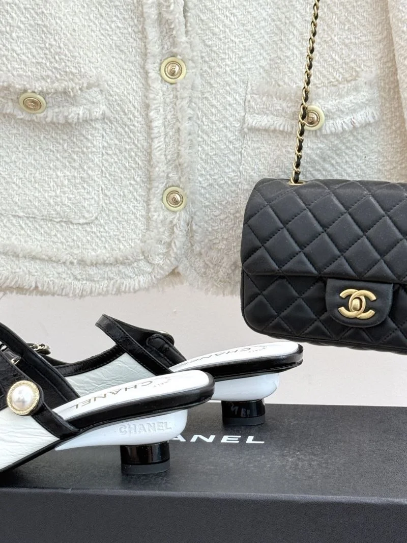 Chanel Slippers Popular 18570