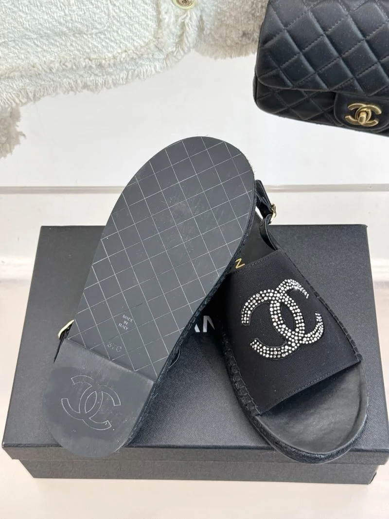 OdorResistant Chanel Slippers 18563