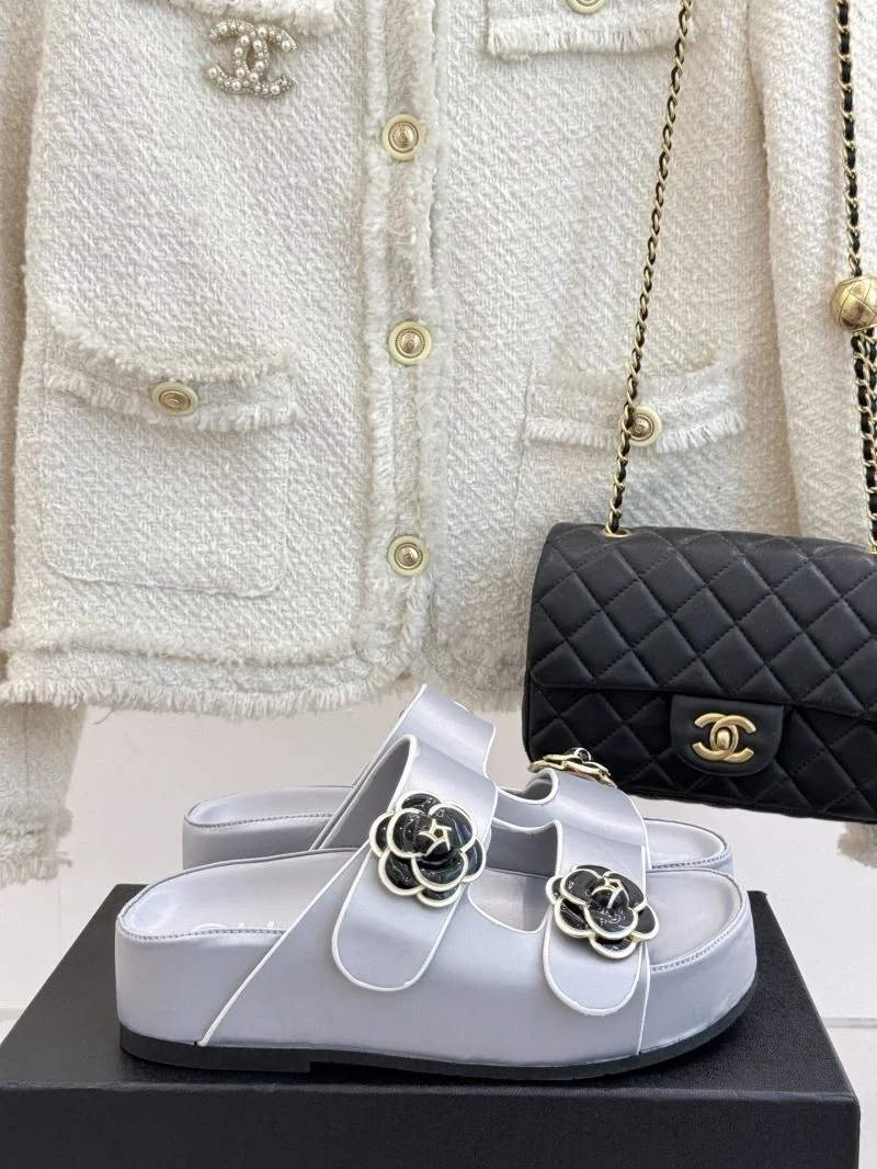 Chanel Slippers Efficient 18560