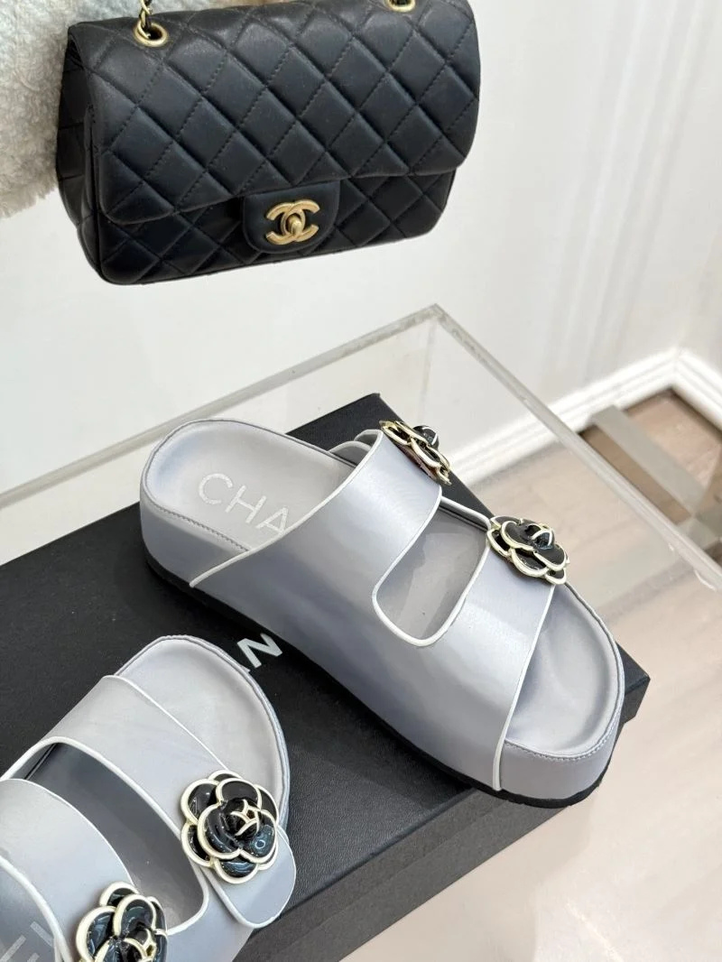 Chanel Slippers Efficient 18560