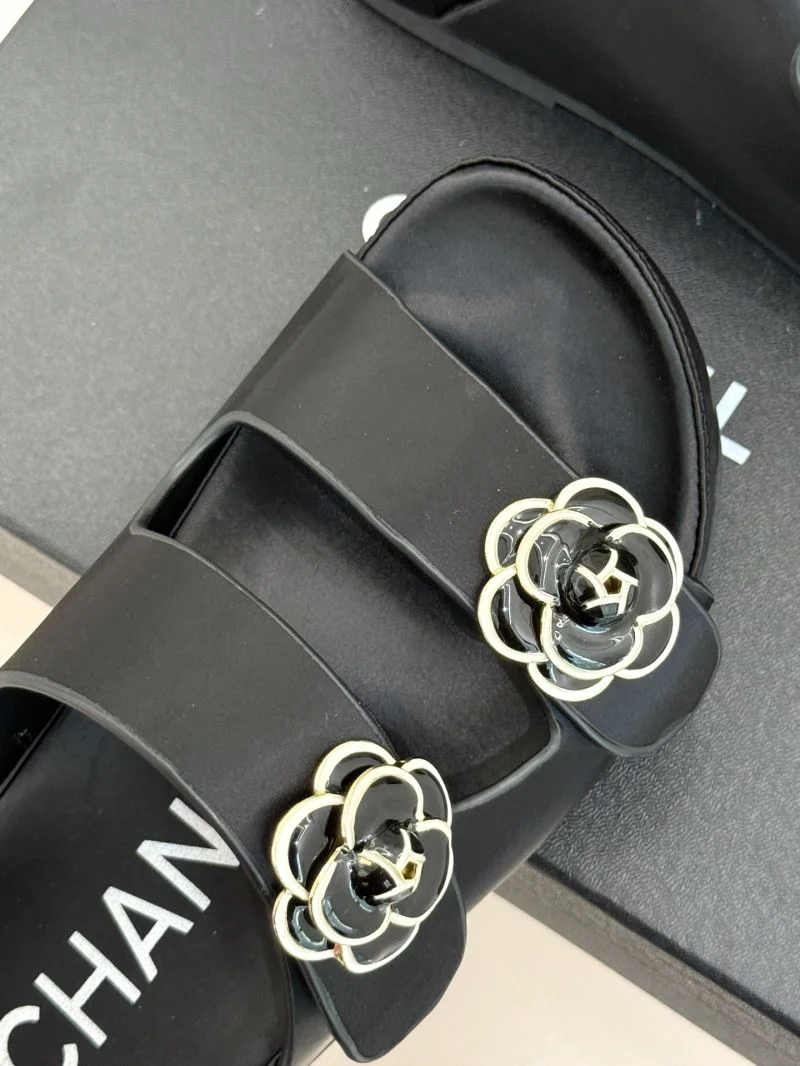 Chanel Slippers Breathable 18561