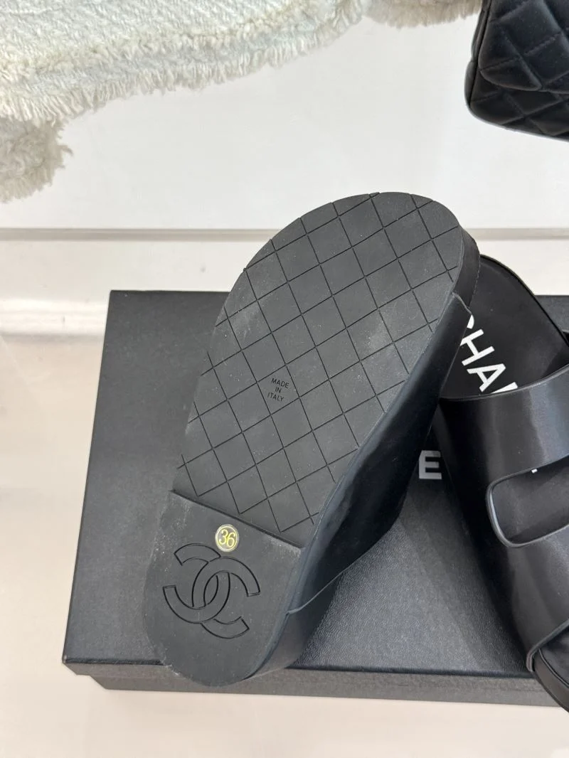 Chanel Slippers Breathable 18561