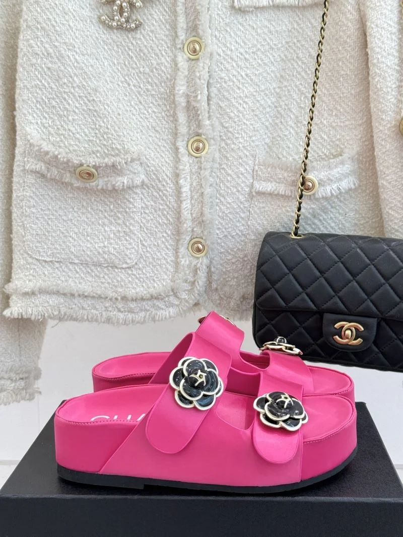 Lightweight Chanel Slippers 18562