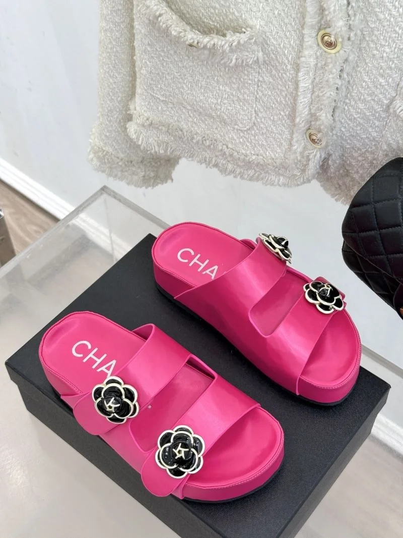 Lightweight Chanel Slippers 18562