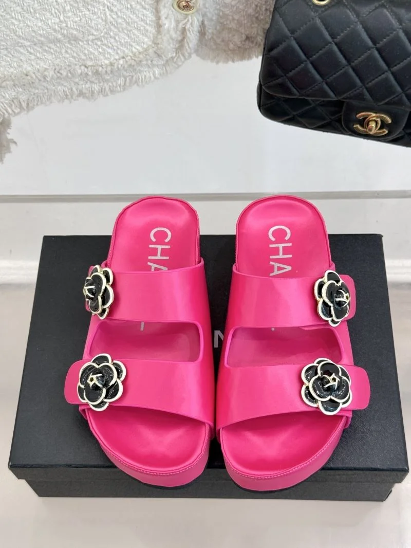 Lightweight Chanel Slippers 18562
