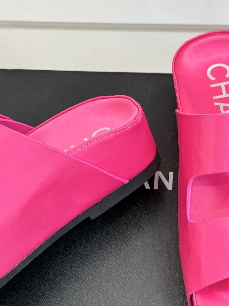 Lightweight Chanel Slippers 18562