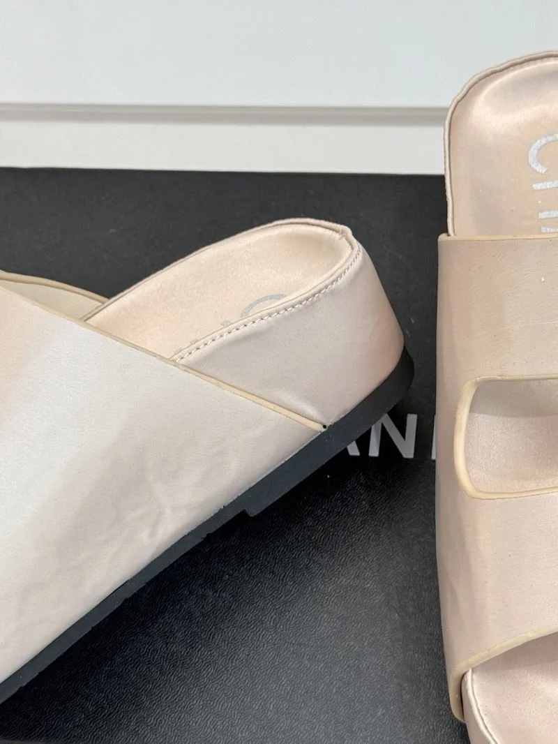 Chanel Slippers MoistureWicking 18554