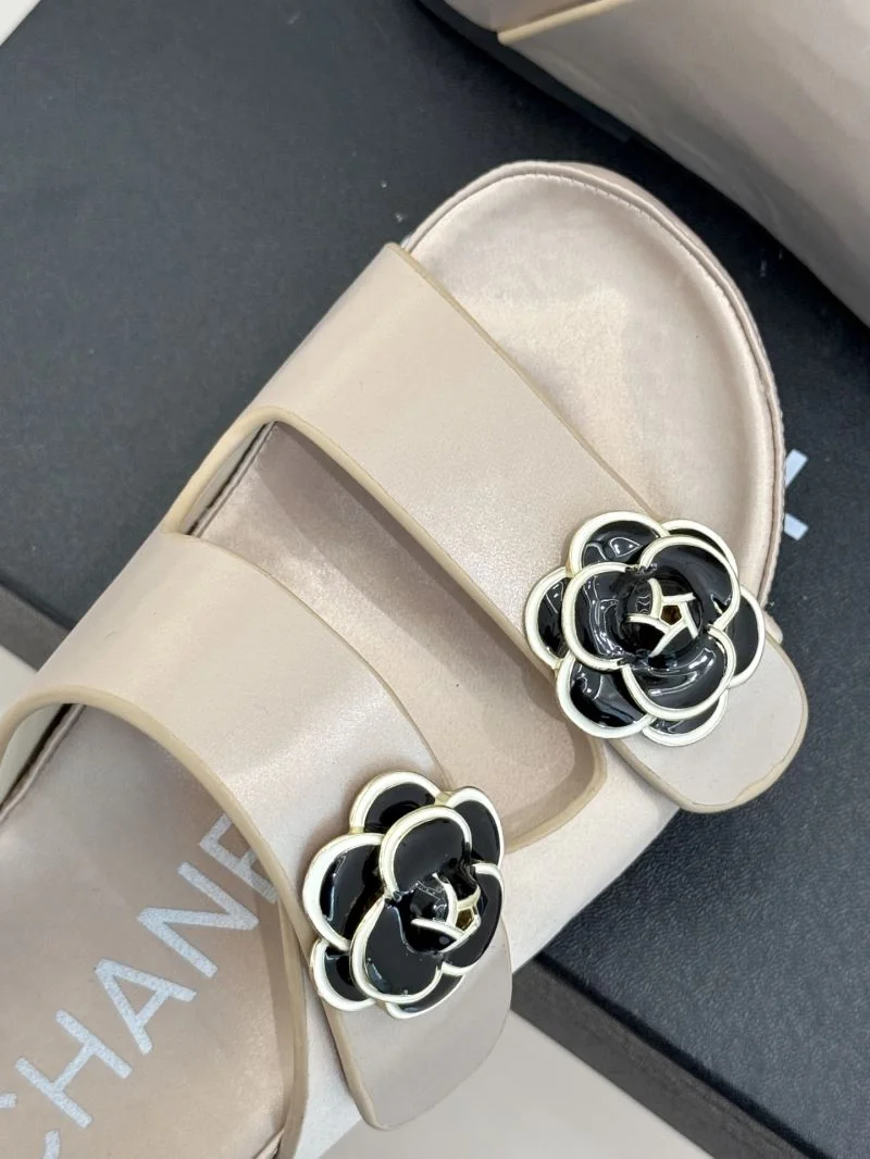 Chanel Slippers MoistureWicking 18554