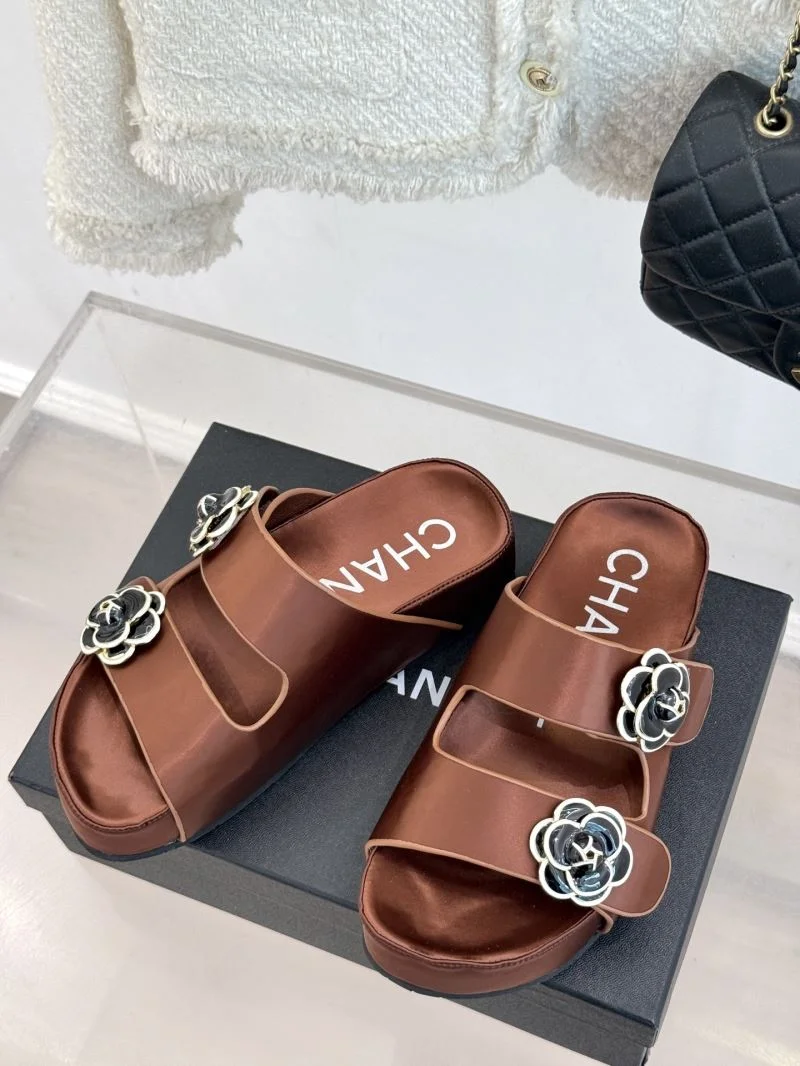 Chanel Slippers Neat 18552