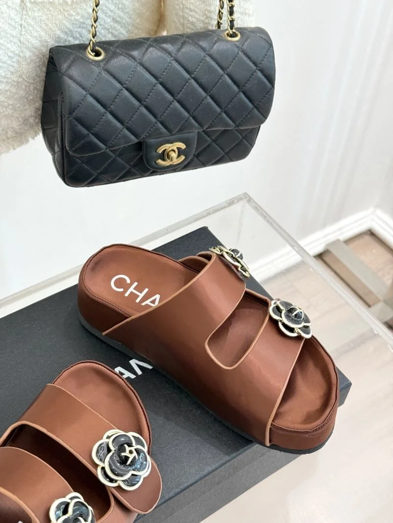 Chanel Slippers Neat 18552