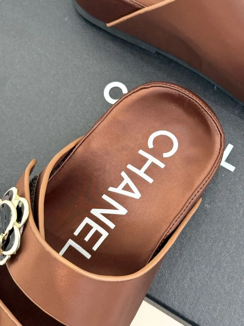 Chanel Slippers Neat 18552