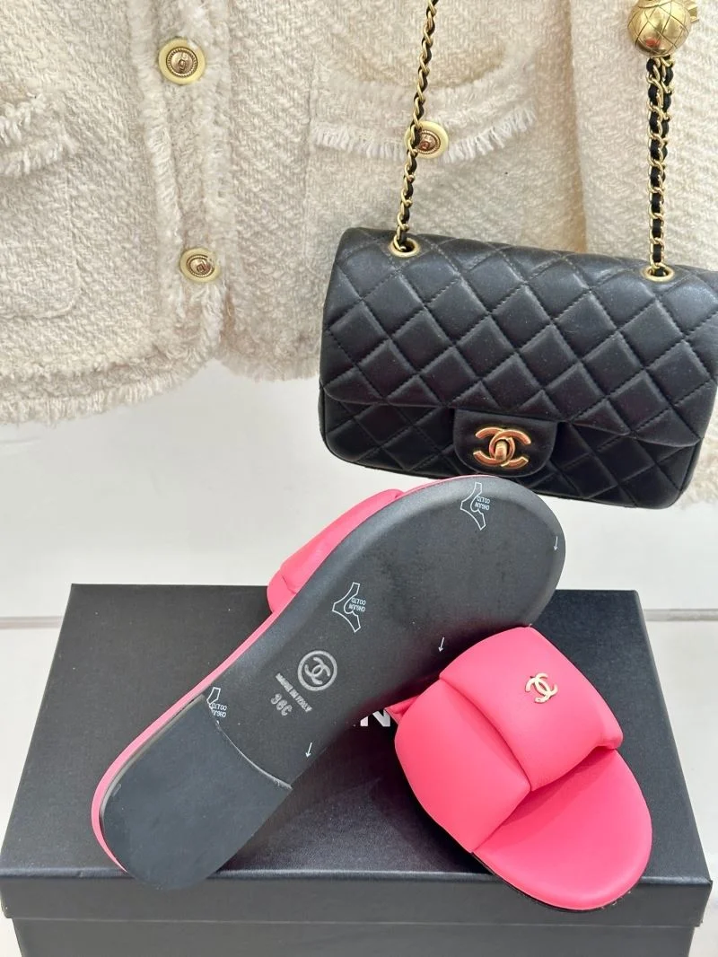 Lightweight Chanel Slippers 18553