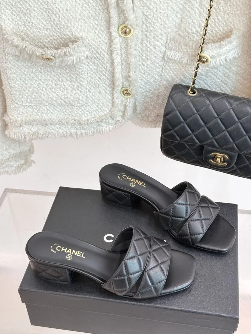 Chanel Slippers Durable 18541