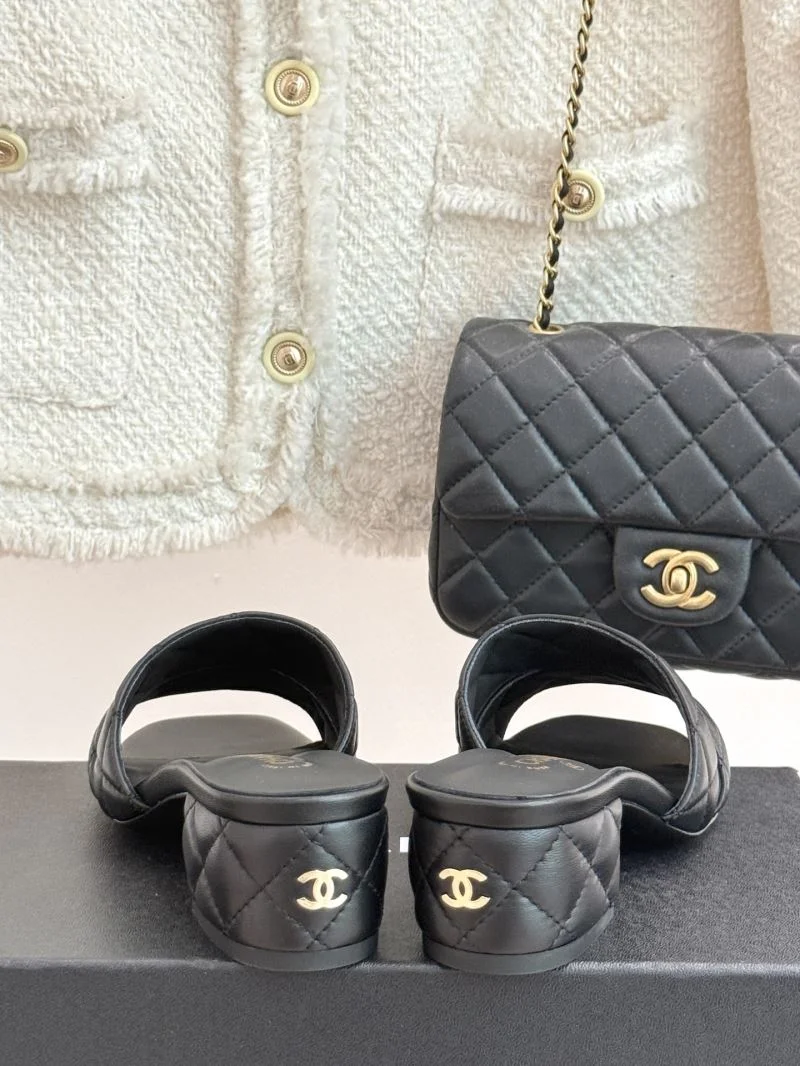 Chanel Slippers Durable 18541