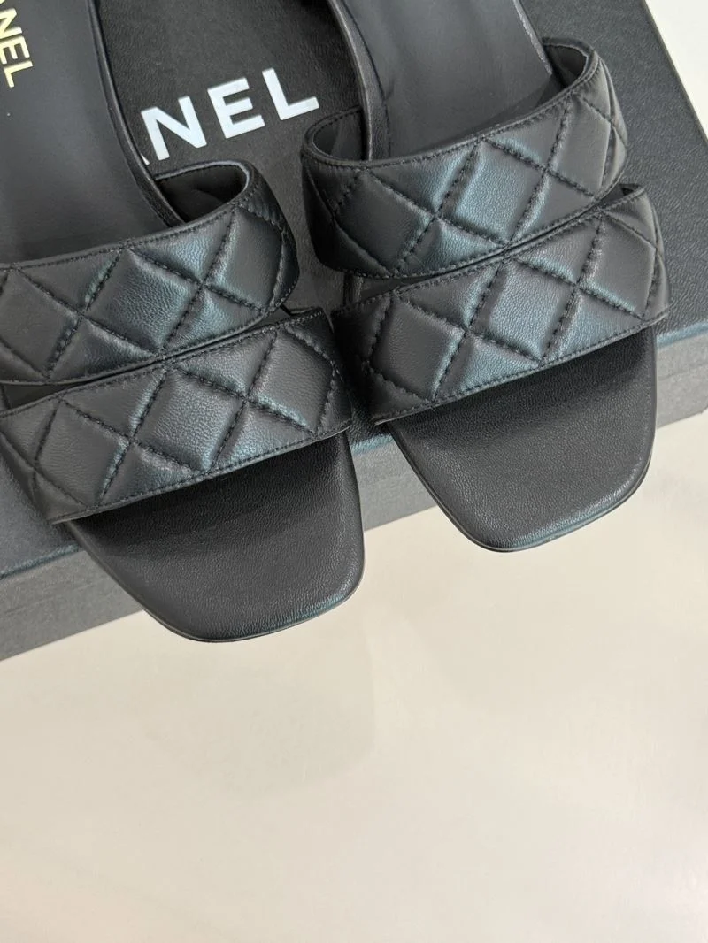 Chanel Slippers Durable 18541