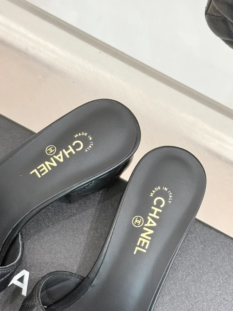 Chanel Slippers Durable 18541