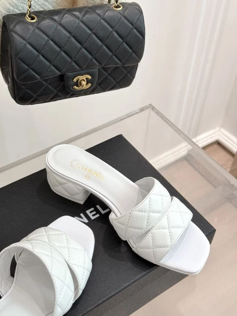 Chanel Slippers ZipUp 18546
